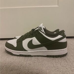 Nike Dunk Low ‘Medium Olive’ - size 12